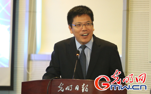 陆先高副总编辑主持光明日报智库研究与发布中心学术委员会成立仪式