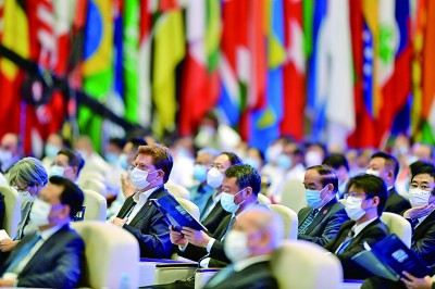 陆先高副总编辑出席2021年世界互联网大会乌镇峰会“5G赋能：创新驱动经济高质量发展”分论坛并致辞