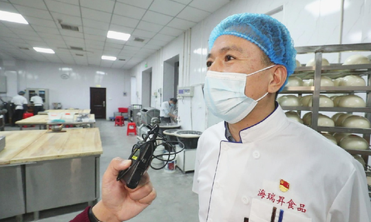 中国记协网刊发光明网记者“新春走基层”采访手记：深入挖掘才能找到好故事